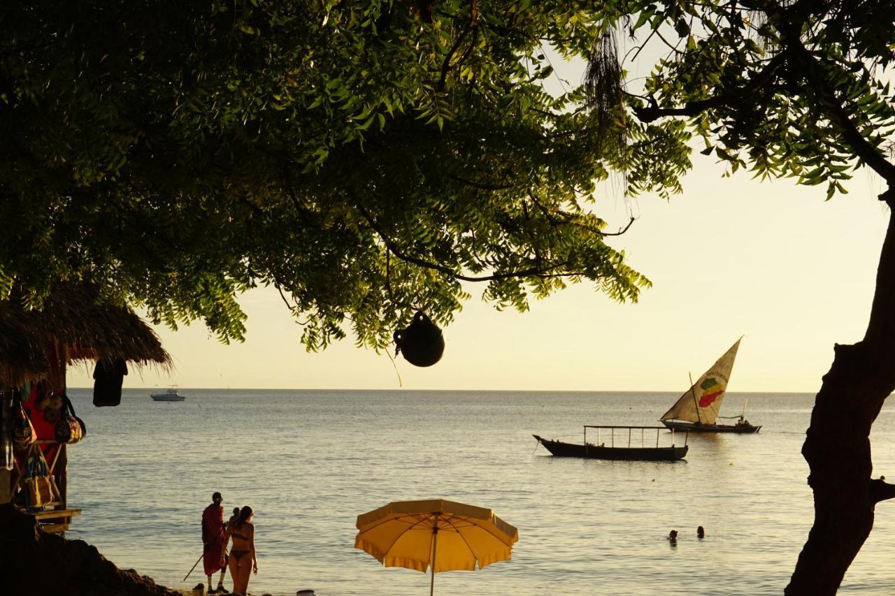 Cocolala Beach House Nungwi Buitenkant foto